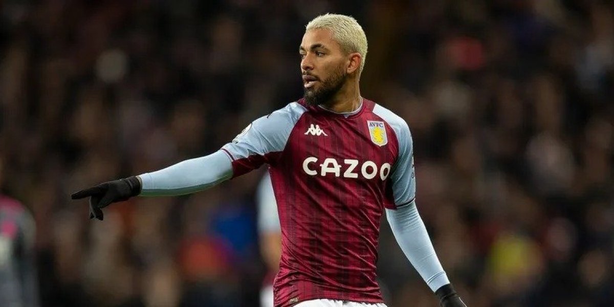 Arsenal mira contratação de meio-campista com passagem pela Seleção Brasileira