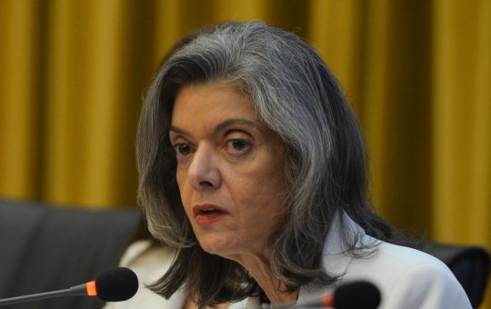 Cármen Lúcia nega remoção de vídeos que Lula chama Bolsonaro de genocida