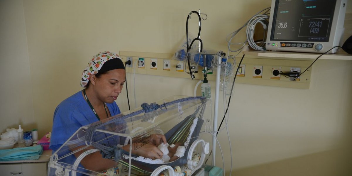 Ministério da Saúde lança guia para médicos sobre gestantes e bebês