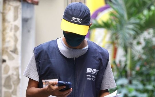 No Brasil, recenseadores protestam contra demora de pagamento e violência