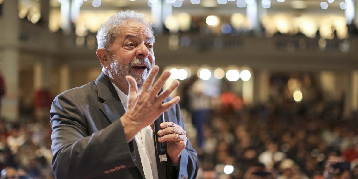 Após atentando contra Kirchner, equipe de Lula reforça segurança