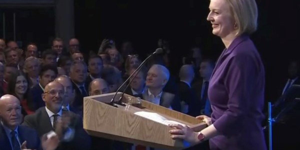 Liz Truss é eleita primeira-ministra do Reino Unido