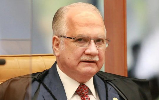 Fachin restringe acesso à armas e munições às vésperas do 7 de Setembro