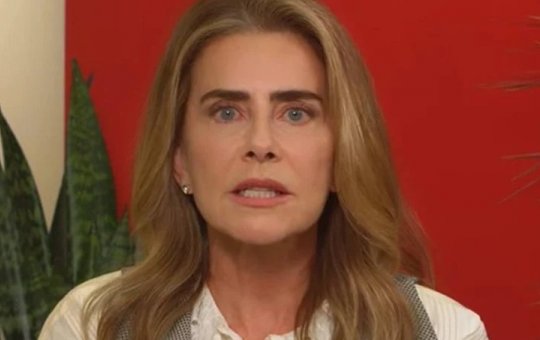 Maitê Proença diz que gênero não é prioridade em namoro: "É uma pessoa"