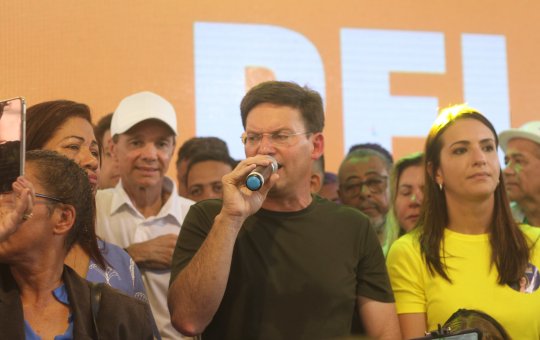 “Candidato fujão”, diz João Roma sobre ACM Neto