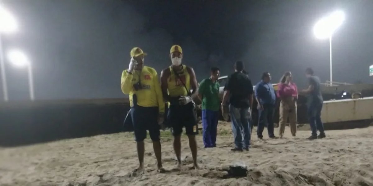 Corpo de jovem é encontrado sem vida na praia de Jaguaribe, em Salvador
