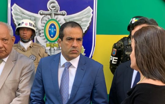 "Teve desempenho pífio", diz Bruno Reis sobre participação de Jerônimo em debate