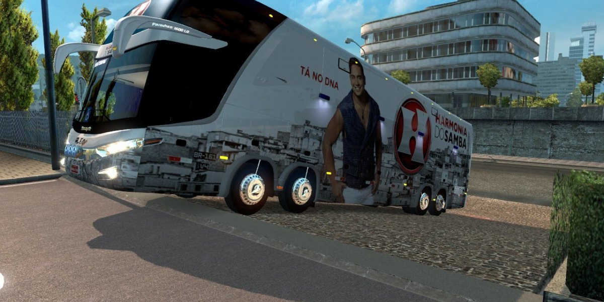 Ônibus do Harmonia do Samba é assaltado na região do Conde, na BA