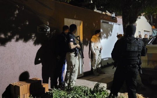 Polícia cumpre mandados de prisão contra investigados por execução na Bahia