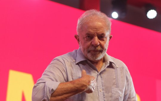 Eleições: Lula diz que aumentará salário mínimo acima da inflação