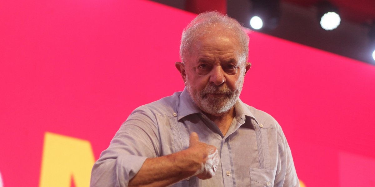 Eleições: Lula diz que aumentará salário mínimo acima da inflação