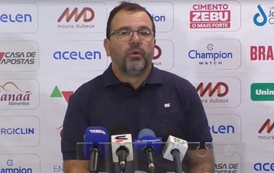 Enderson explica alterações no time titular e valoriza segundo tempo do Bahia