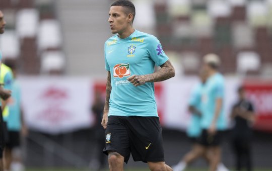 Guilherme Arana sofre grave lesão e ficará fora da Copa do Mundo