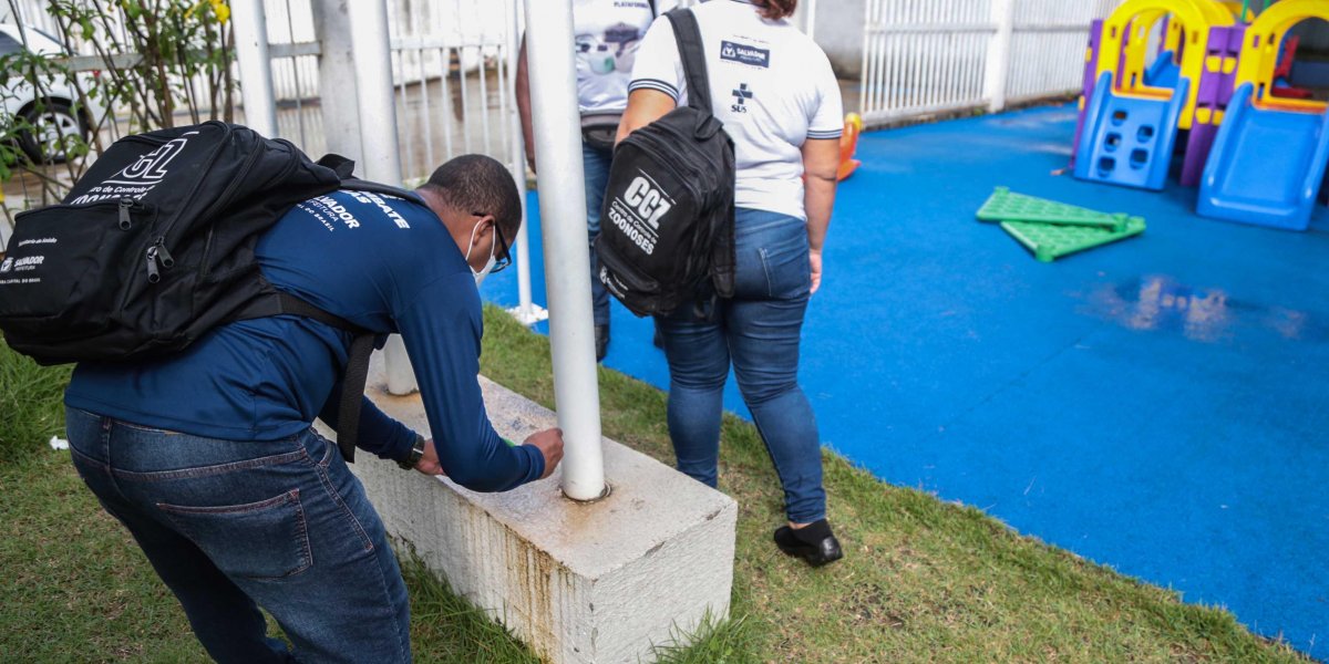 CCZ promove inspeções contra a dengue em locais de votação