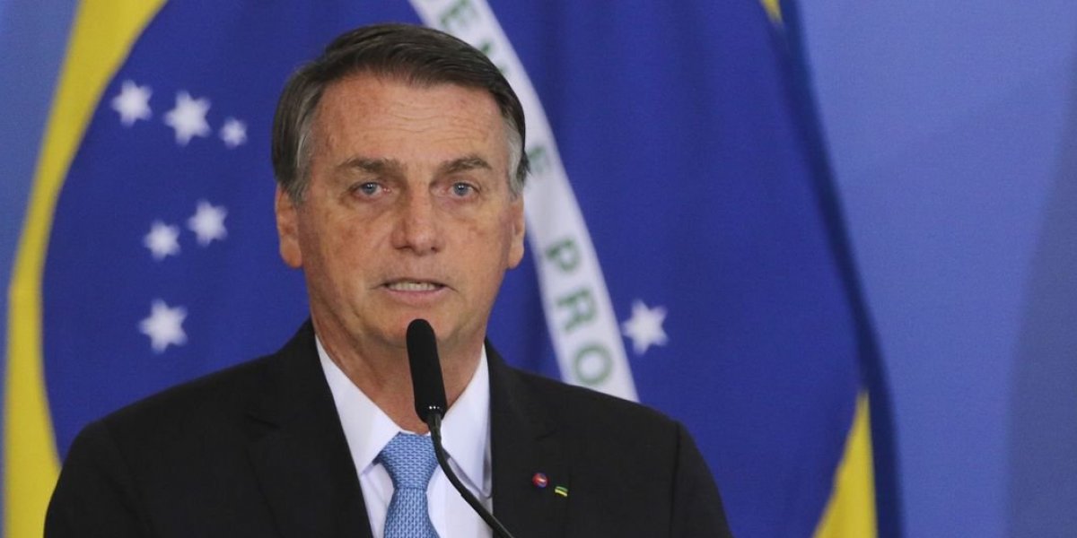 Bolsonaro se pronuncia após apoiador matar petista: "A gente lamenta isso''