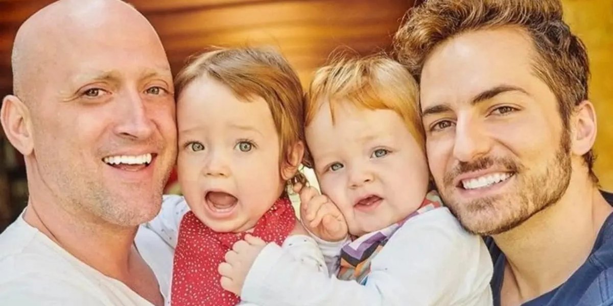 Viúvo de Paulo Gustavo admite romance com Silva: "Deixa rolar"