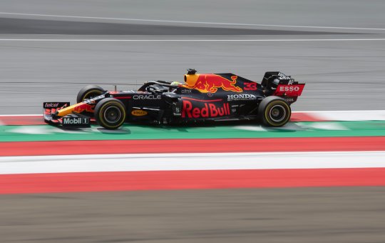Verstappen se torna o vencedor do GP italiano e o primeiro lugar na tabela da F1