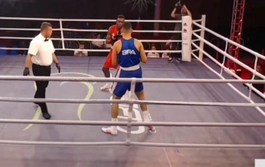Keno Marley vence João Silva em desafio de boxe; Seleção também bateu Argentina