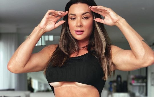 Ex-panicat Juju Salimeni fala sobre objetificação de sua imagem