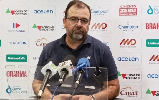 Bahia: Enderson minimiza falta de chutes no alvo e explica alterações no time