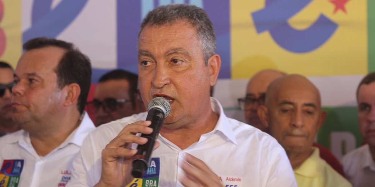 Rui Costa sobe o tom contra governo Bolsonaro ao falar sobre problemas na saúde