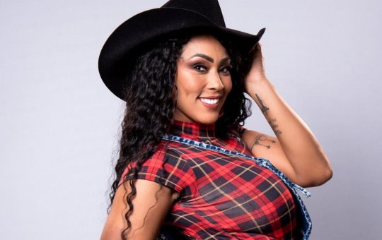 A Fazenda 14: “Ela é meiga, mas tem pavio curto”, diz irmão de Rosiane Pinheiro