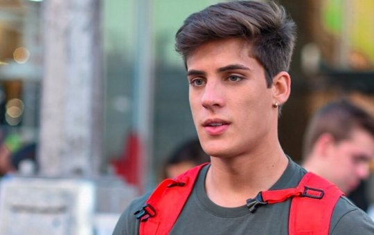 Tiago Ramos tem bissexualidade exposta por Vini Buttel no 'A Fazenda'