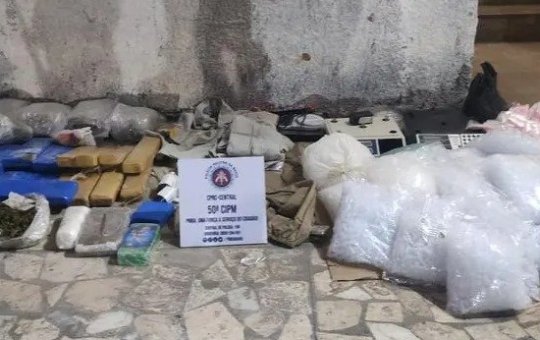 Polícia Militar apreende 35 tabletes de drogas no bairro São Rafael, em Salvador