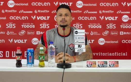 Rafinha fala da ansiedade do elenco e diz que Leão não terá vida fácil em Belém
