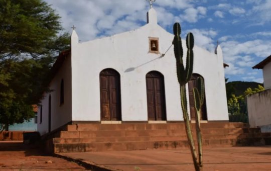Bahia: imagens sacras são furtadas de igreja