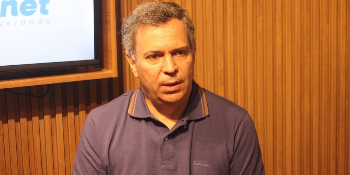 "Jogou o celular, mas é ruim de mira", diz Félix Jr. sobre briga com Nilo