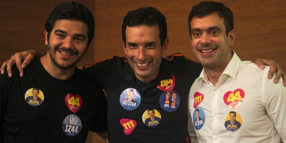 Leo Prates e Tiago Correia participam de evento com apoiadores