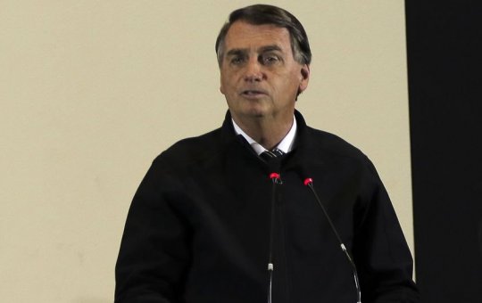 Bolsonaro promete recriar Ministério da Indústria se for reeleito