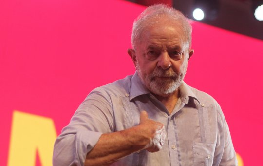 Quaest: Lula lidera nova pesquisa com 44% das intenções de voto