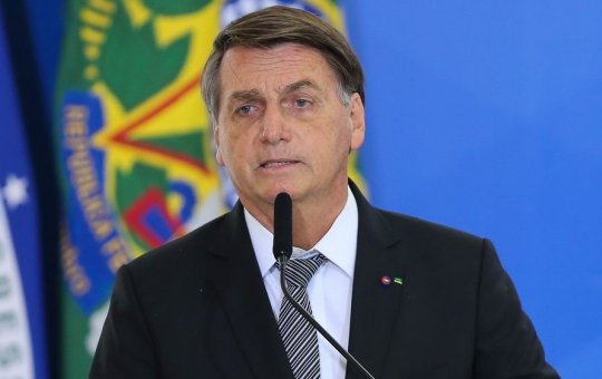 Bolsonaro deixa Assembleia da ONU e se encontra com apoiadores em churrascaria