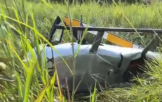 Helicóptero cai com quatro tripulantes abordo em Minas Gerais