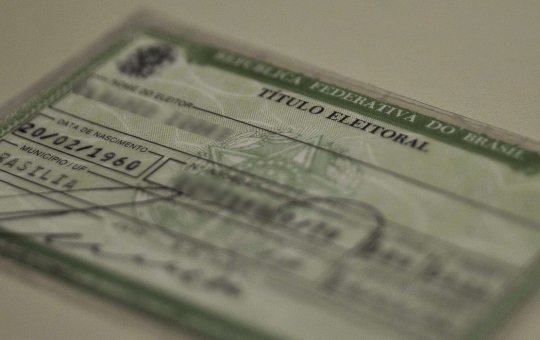 Termina prazo para tirar versão impressa do título eleitoral