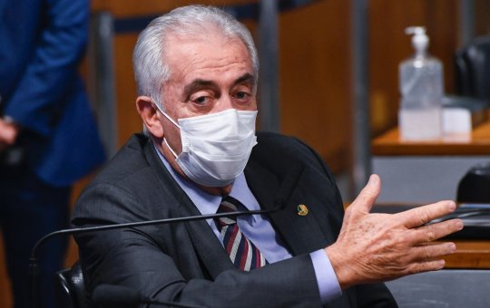 Mesmo com queda, Otto Alencar mantém vantagem de quase 30% para Cacá Leão