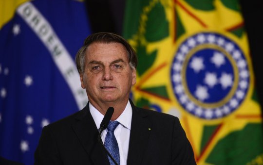 Desembargador determina retirada de reportagens contra clã Bolsonaro