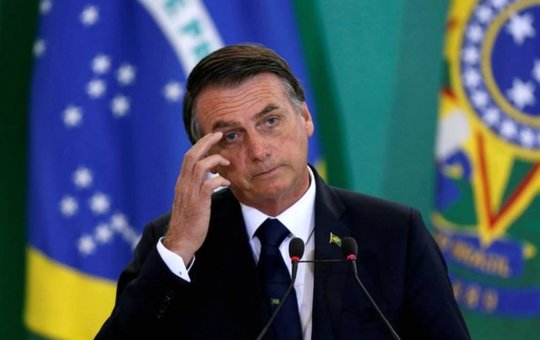 Ministro do TSE proíbe Bolsonaro de realizar lives de campanha no Alvorada