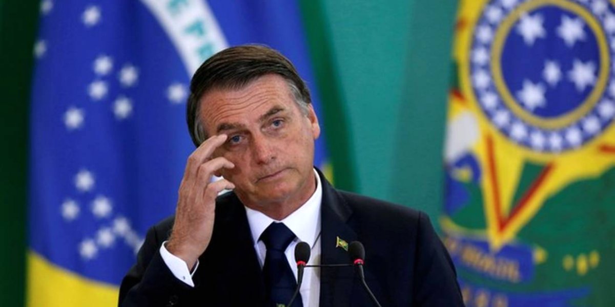 Ministro do TSE proíbe Bolsonaro de realizar lives de campanha no Alvorada