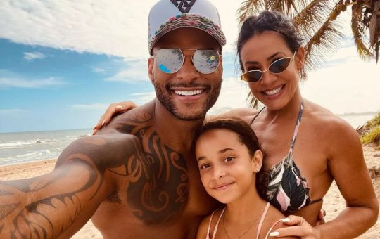 Tony Salles, cantor do Parangolé, fala sobre filha seguir a carreira de artista