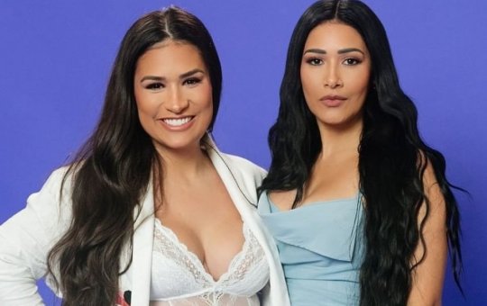 Após fim da dupla, Simaria surpreende Simone e faz participação em show