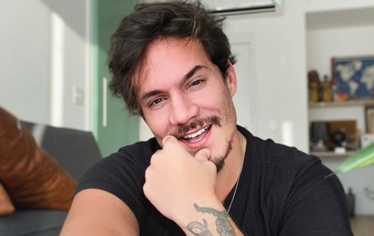 Eliezer e filha de Xuxa trocam 'farpas' nas redes sociais