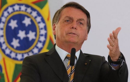 Bolsonaro duvida de vitória de Lula no 1º turno: "Eu acho impossível"