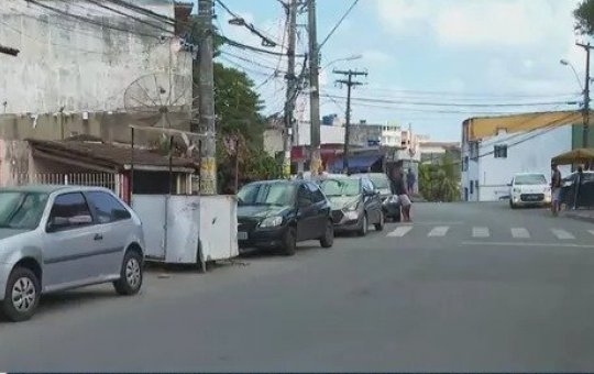 Crianças e adolescente são achados em situação de abandono em Salvador
