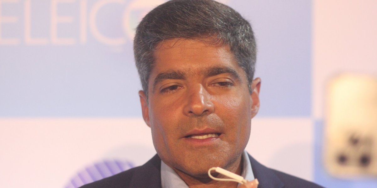 ACM Neto rebate críticas sobre autodeclaração racial: "desrespeito enorme"