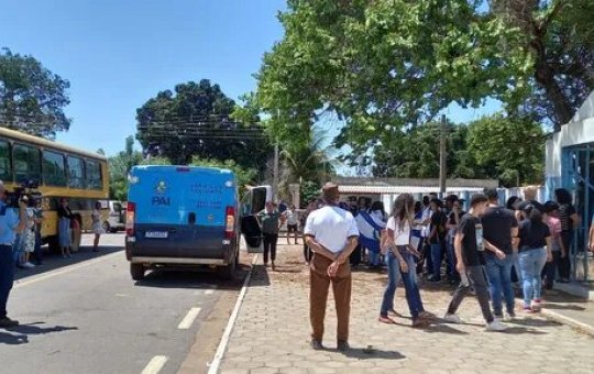 Polícia identifica suspeitos de atirarem em adolescente que atacou escola
