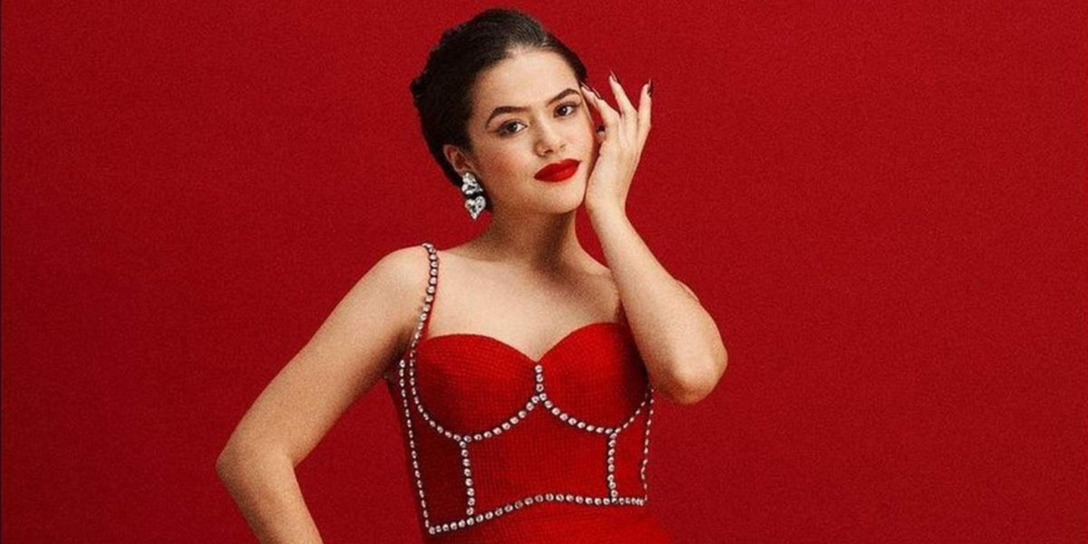 De vestido vermelho, Maisa declara voto em Lula