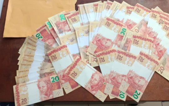 PM apreende mais de R$ 1 mil em notas falsas no sudoeste da Bahia